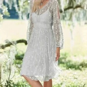 Sundance Platinum Gray Embroidered Floral Cold Shoulder Midi Dress Size 10P